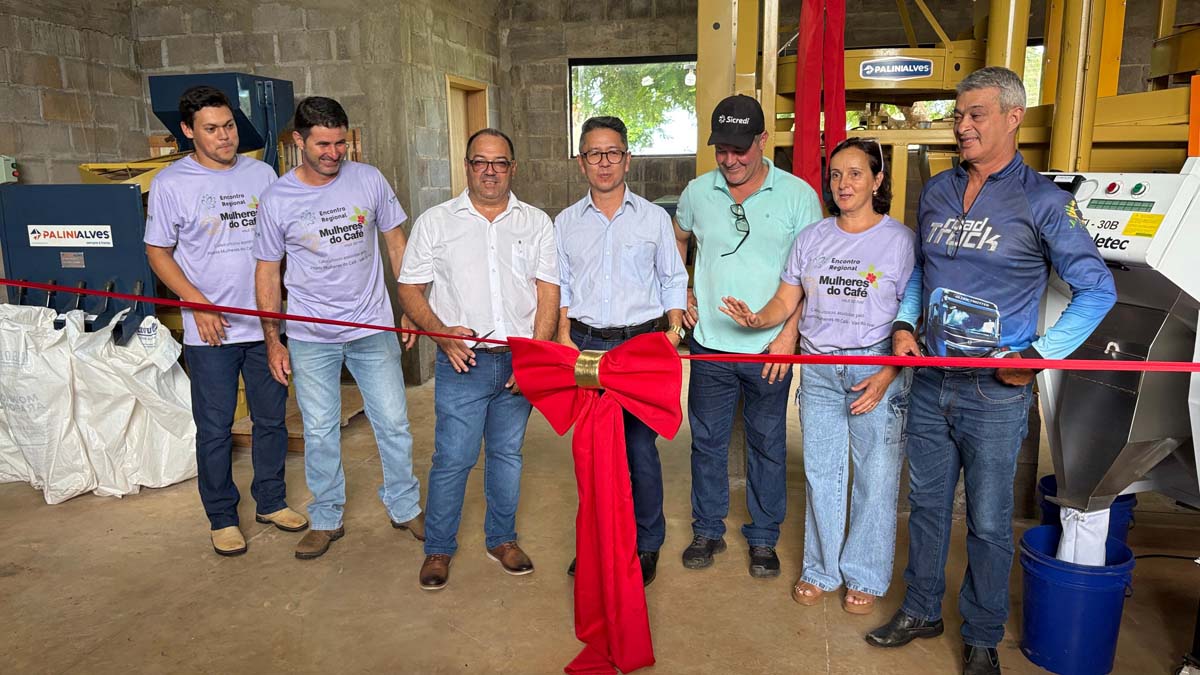 Mulheres do Café celebram conquista de unidade de beneficiamento