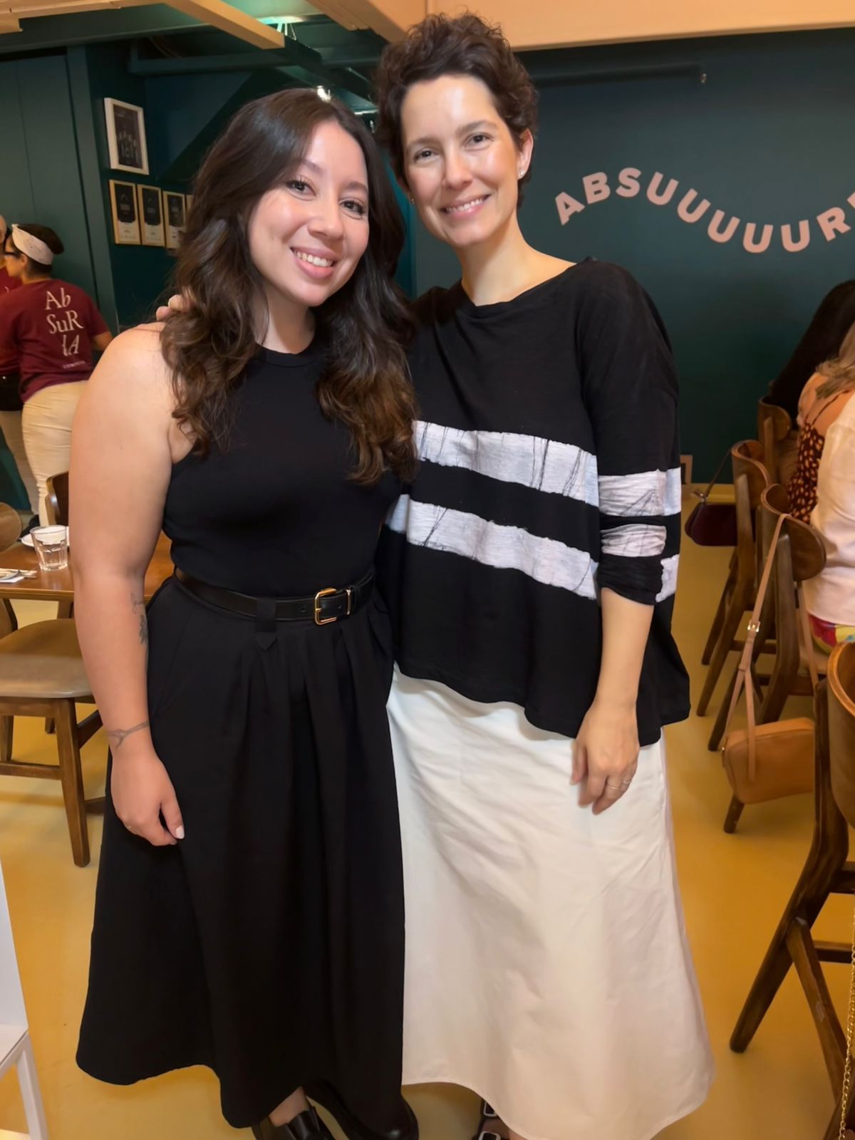 Beatriz Haidamak e Cecília Malan no lançamento da obra.