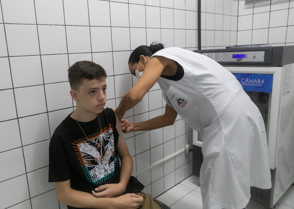 Apucarana amplia vacinação contra a gripe para crianças acima de 6 anos e adolescentes até 17 anos