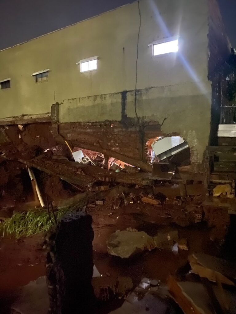 Chuva torrencial e granizo causam prejuízos em municípios do Noroeste do PR
