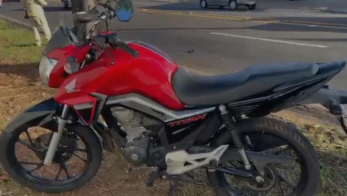 Idoso sofre fratura exposta em acidente próximo a radar na Avenida Minas Gerais