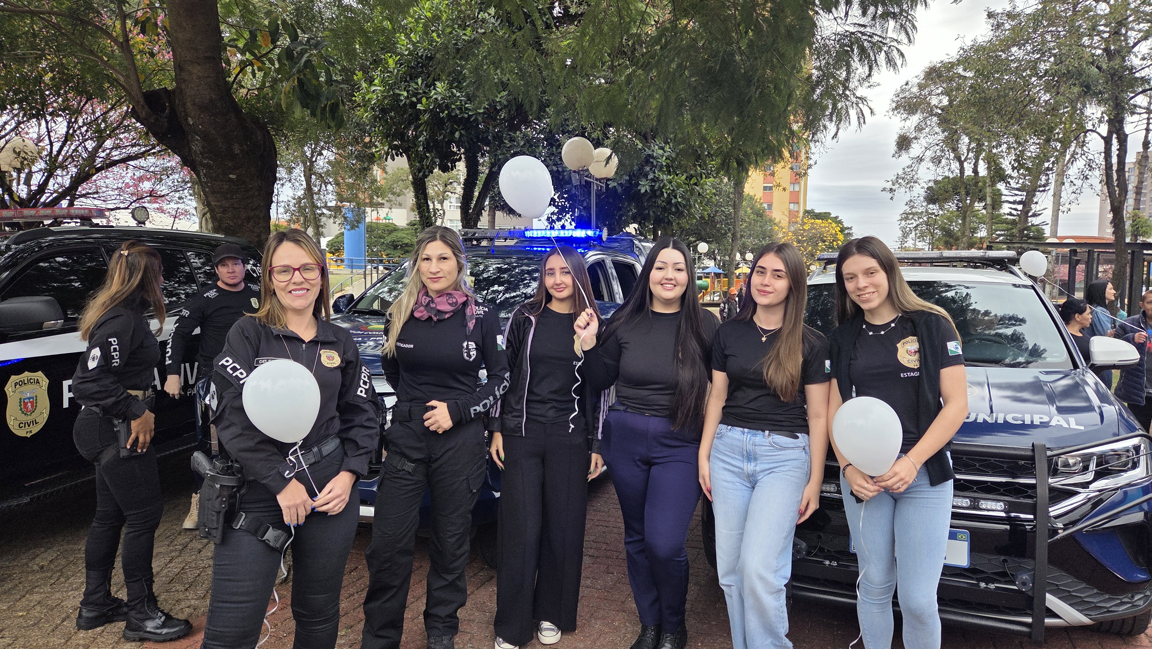 Caminhada do Meio-Dia mobiliza Apucarana contra o feminicídio