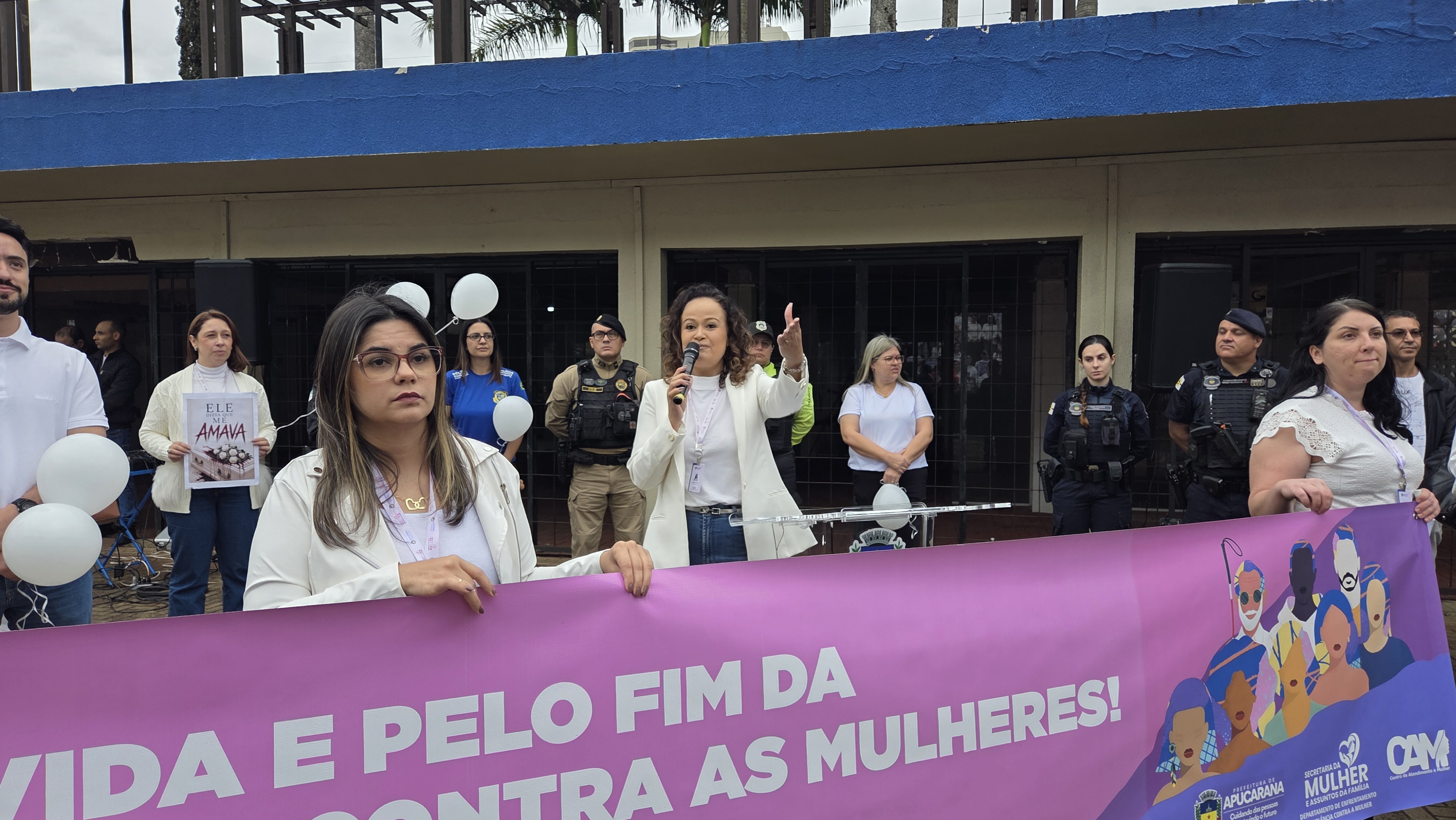 Caminhada do Meio-Dia mobiliza Apucarana contra o feminicídio