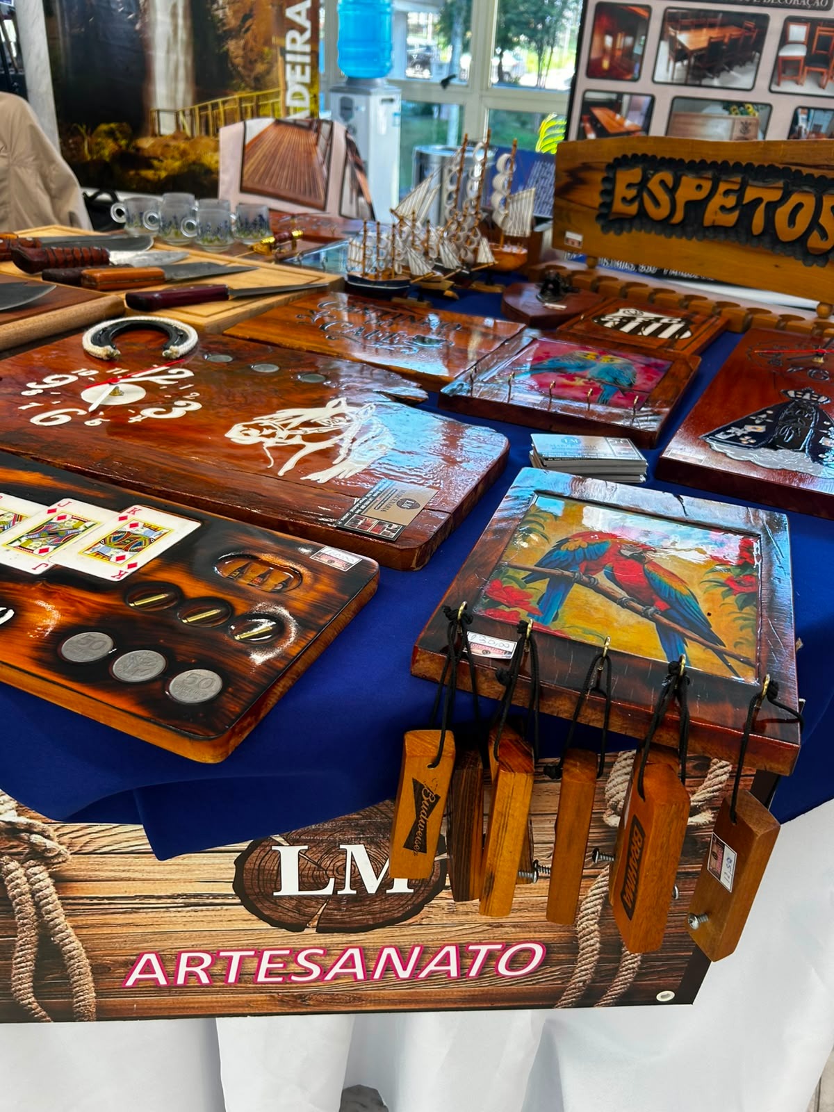 Amuvi realiza Mostra da Exposição Riquezas do Vale na Assembleia Legislativa do Paraná