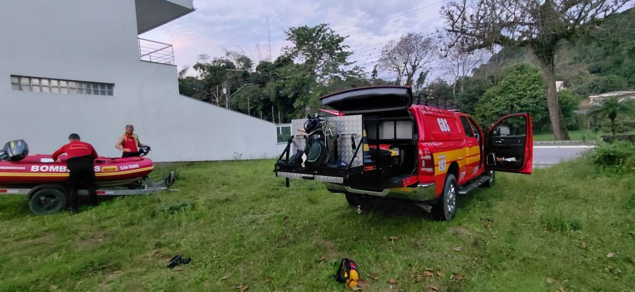 Buscas por criança e homem arrastados por rio em SC completam 96 horas
