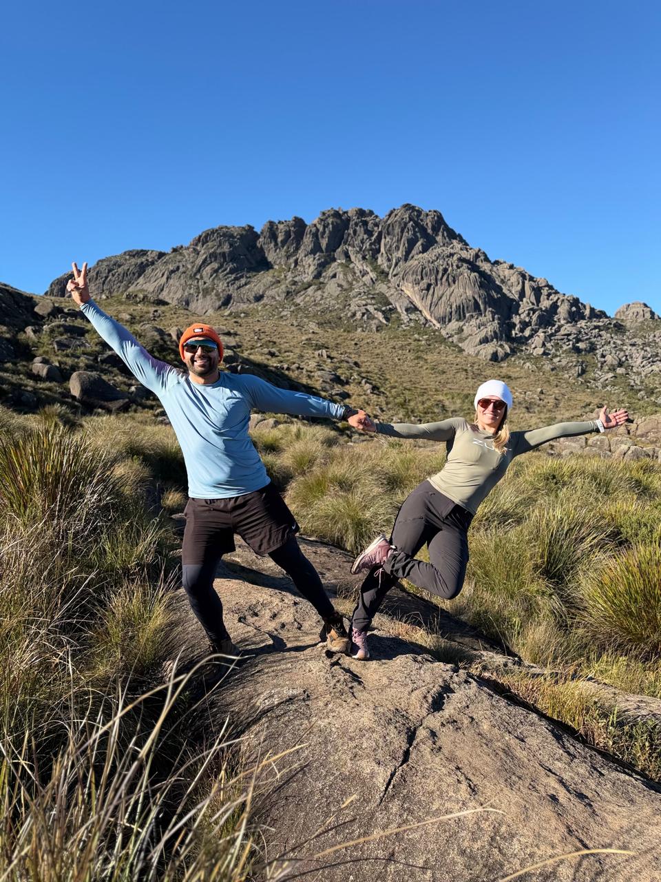 Casal de Jandaia do Sul (PR) percorre 1.750 km para escalar as maiores montanhas do Brasil