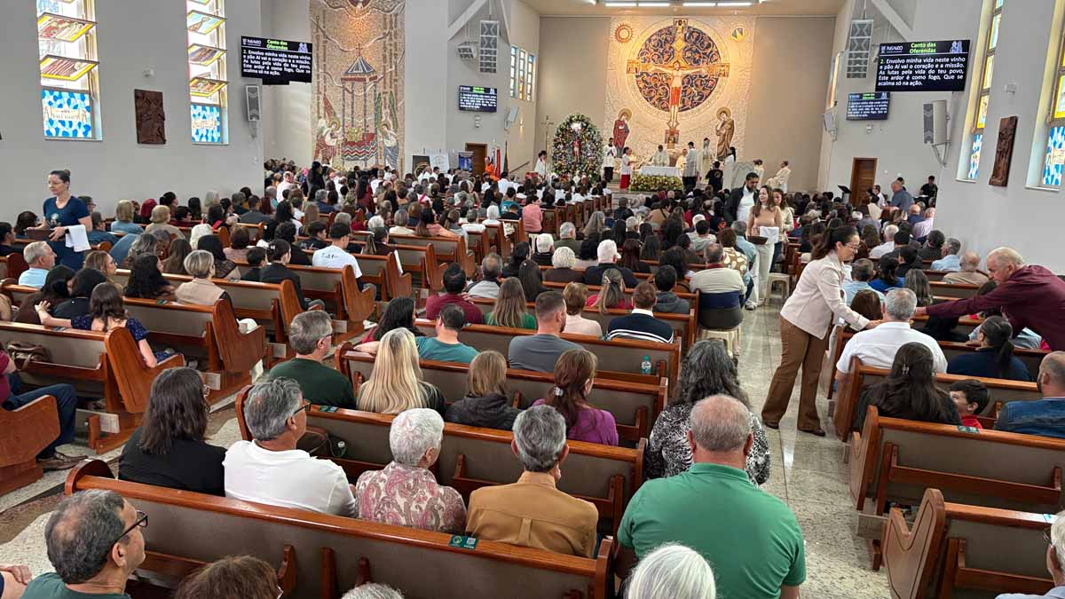 Festa do Bom Jesus mantém tradição e reúne multidão em Ivaiporã