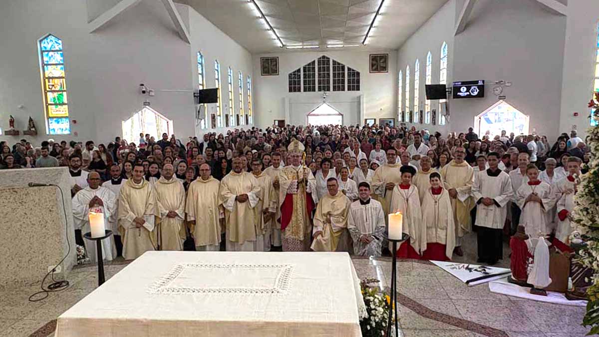 Festa do Bom Jesus mantém tradição e reúne multidão em Ivaiporã