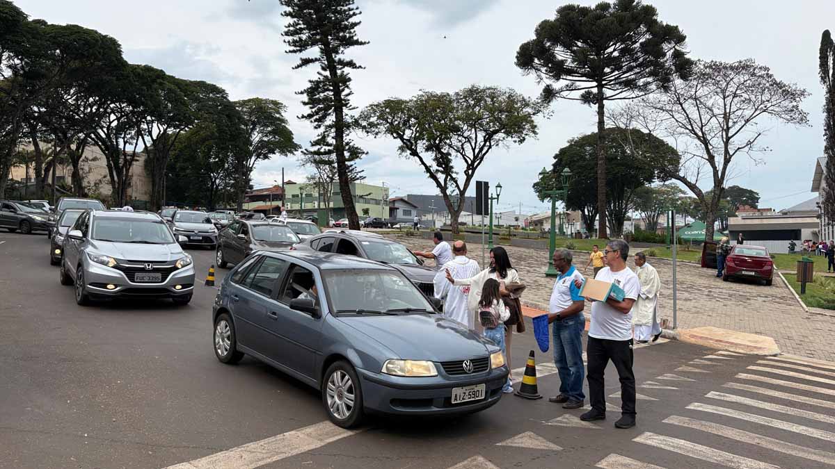 Festa do Bom Jesus mantém tradição e reúne multidão em Ivaiporã