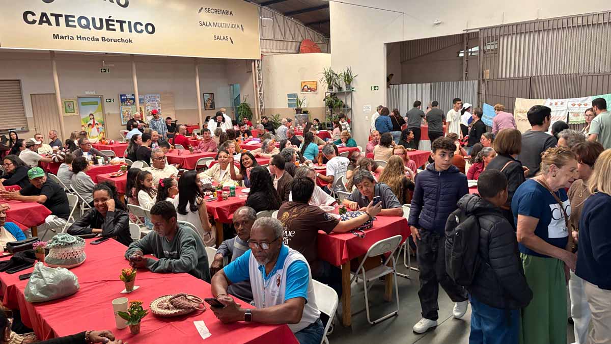 Festa do Bom Jesus mantém tradição e reúne multidão em Ivaiporã