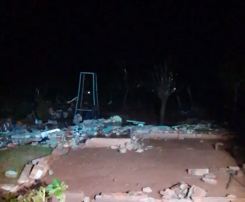 Tornado com ventos a mais de 300km/h deixa feridos e destruição no RS
