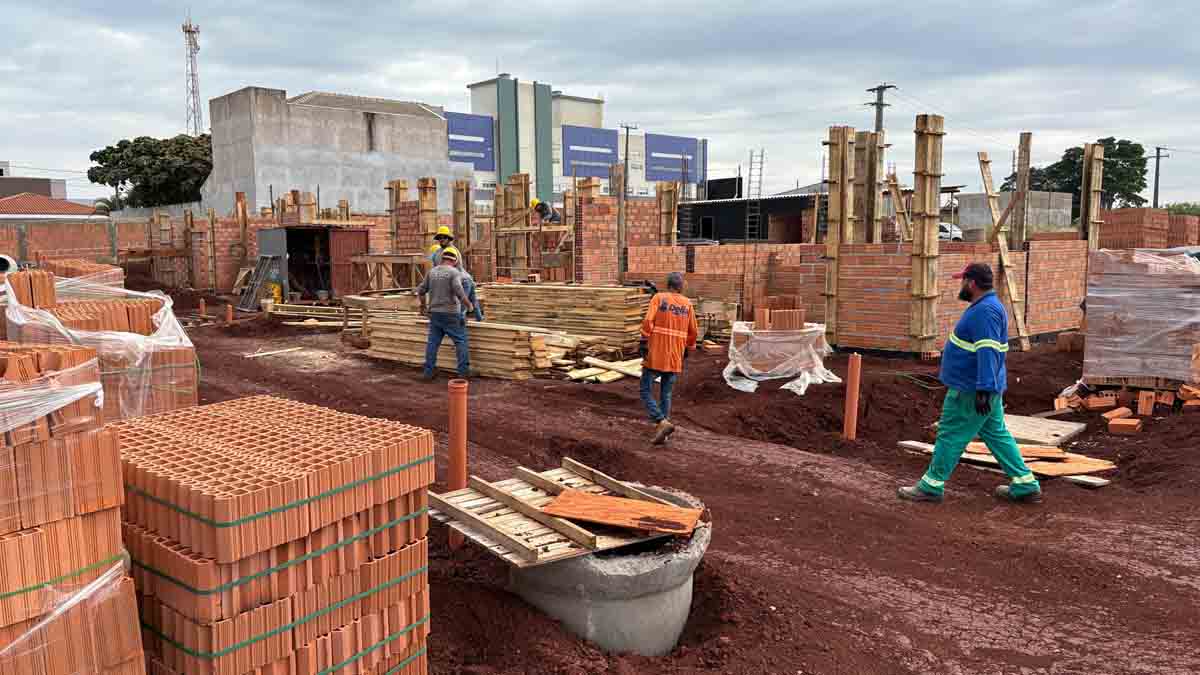 Carlos Gil lança Nossa Casa Ivaiporã com 965 moradias e investimento de R$ 120 mi