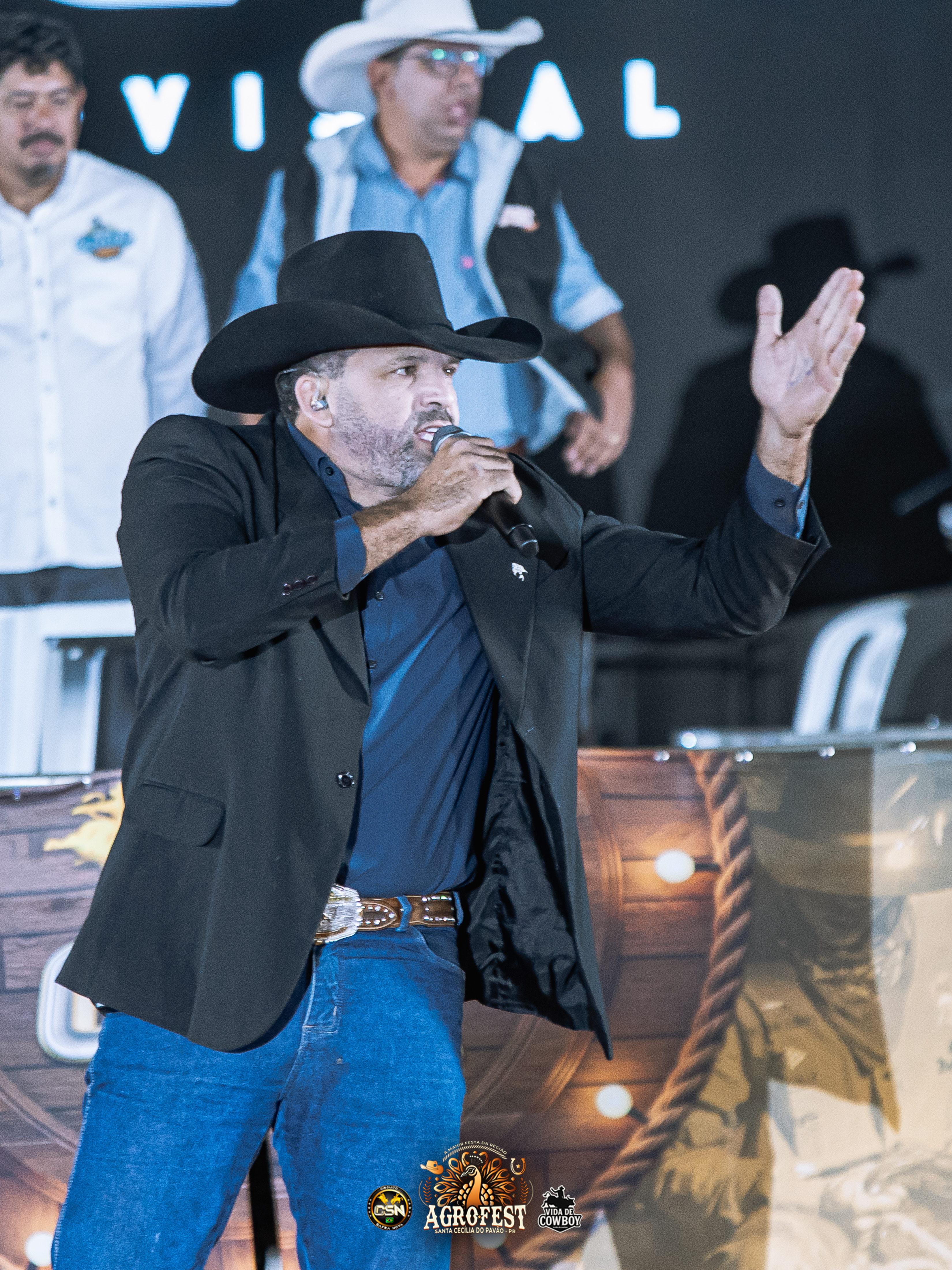 PM da reserva, locutor de Apucarana estreia na arena da Festa do Peão de Barretos