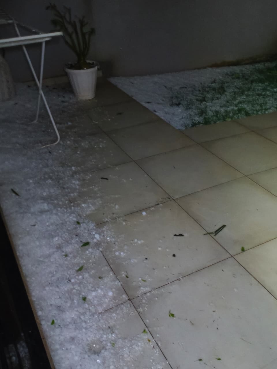 FOTOS: Temporal com ventos de 125 km/h deixa rastro de destruição em Apucarana