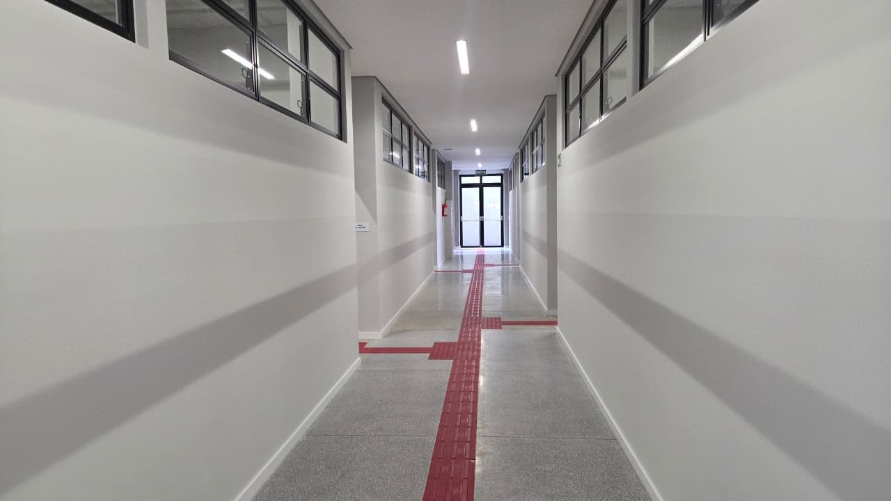 Governador Ratinho Junior inaugura novo prédio para colégio estadual na Vila Reis