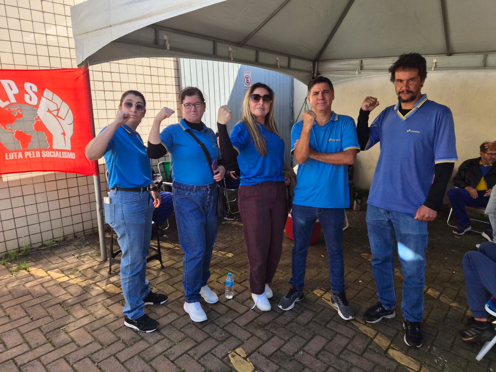 Greve dos Correios: 8 carteiros aderem à paralisação em Apucarana