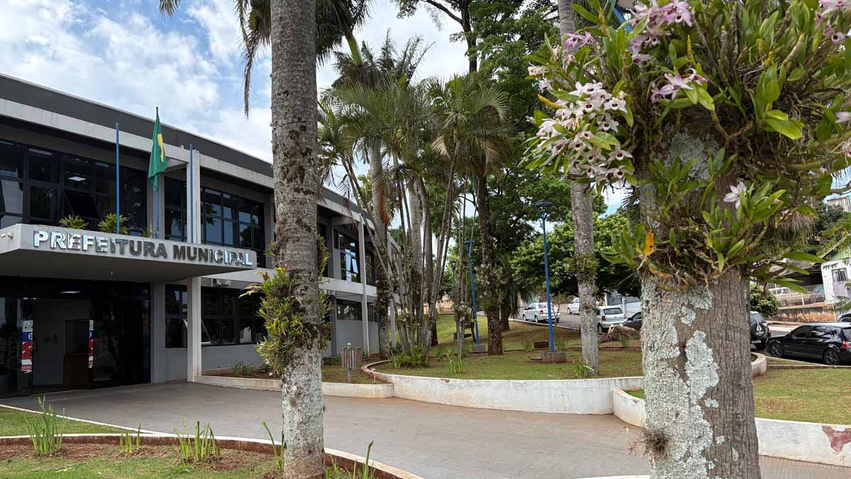 Jardim Alegre mantém tradição de 19 anos com exposição de orquídeas