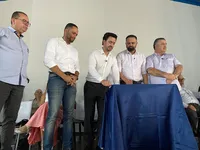 Beto Preto e Roni Miranda autorizam obra de colégio na Vila Reis