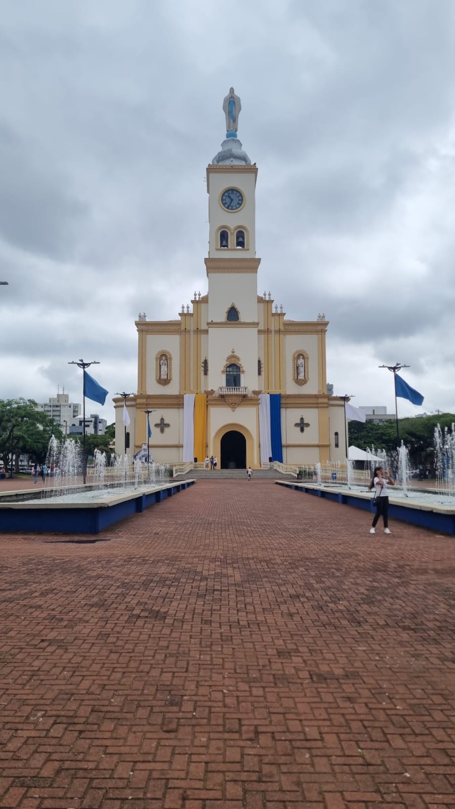 A catedral convida a todos para participar destes momentos de fé e devoção