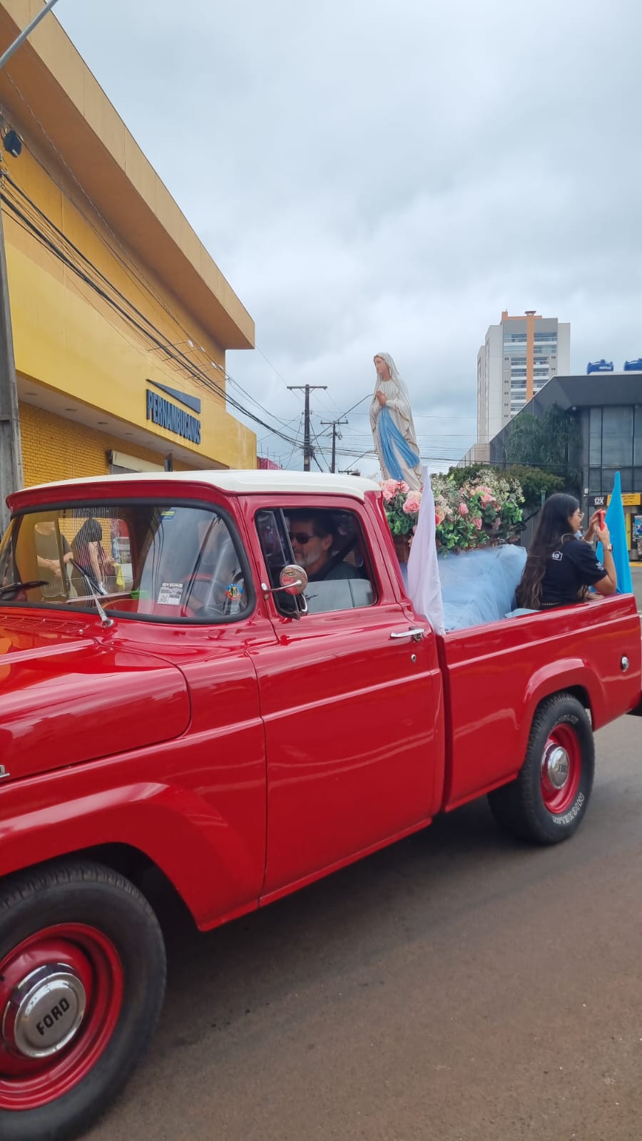 Catedral faz carreata em devoção à Nossa Senhora dias antes da Romaria