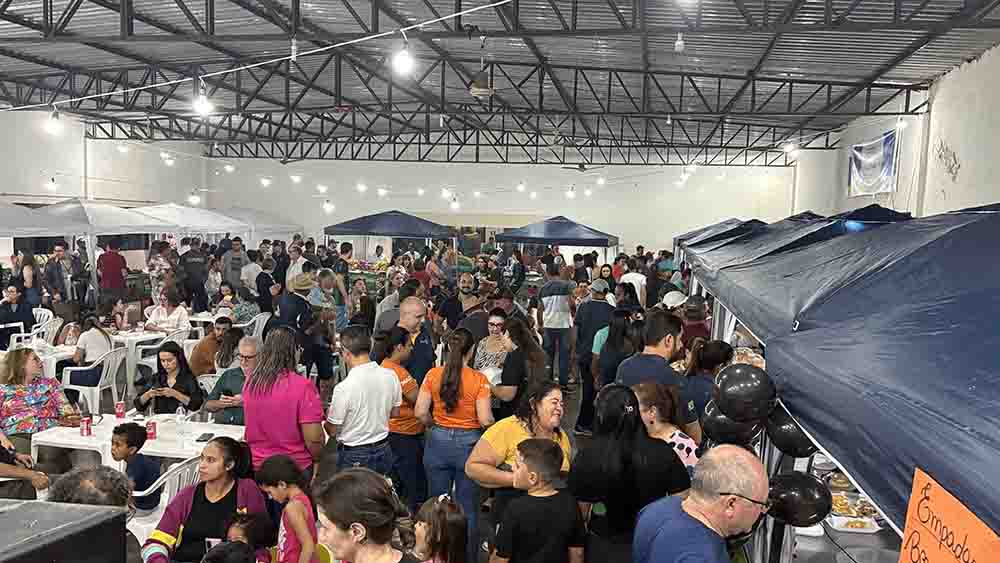 Feira do Produtor é inaugurada com sucesso em Jardim Alegre