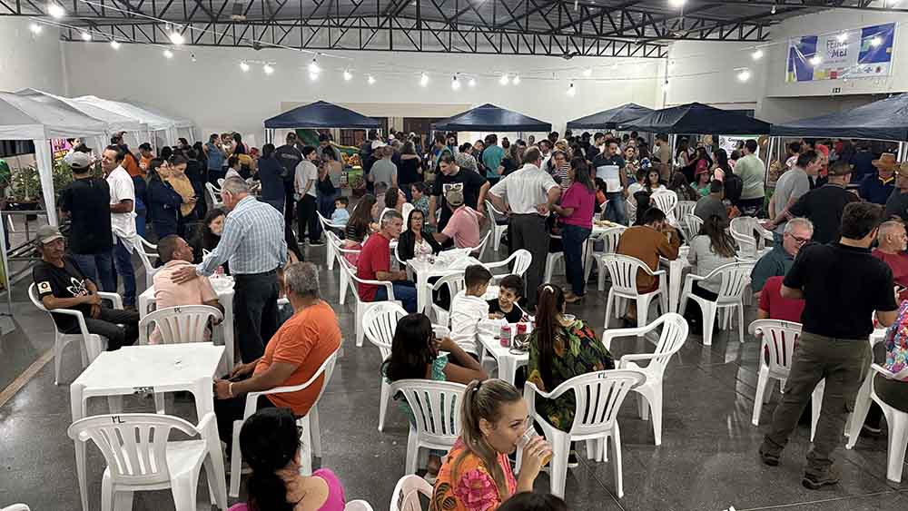 Feira do Produtor é inaugurada com sucesso em Jardim Alegre