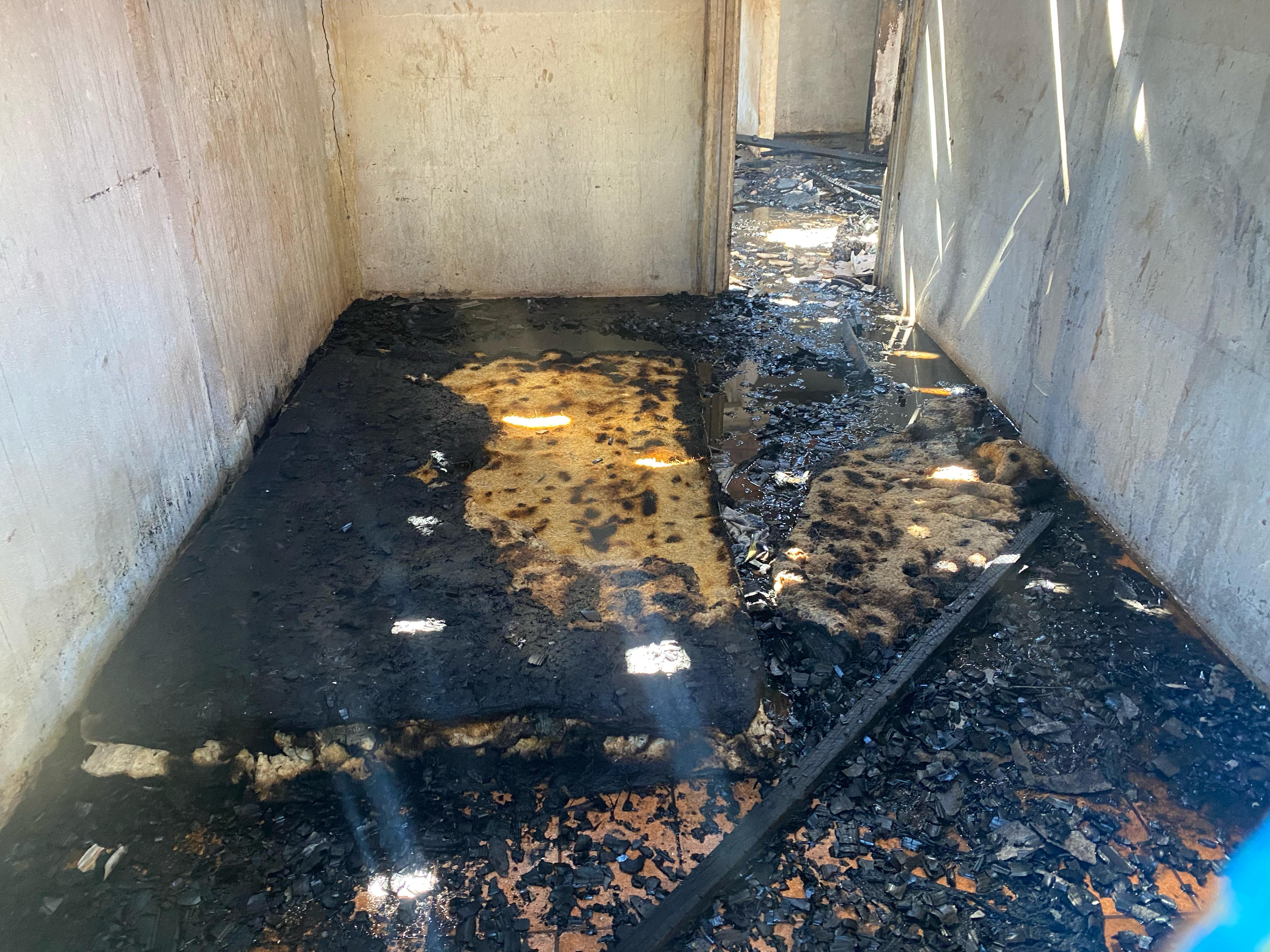 Incêndio atinge residência no Marcos Freire em Apucarana; veja