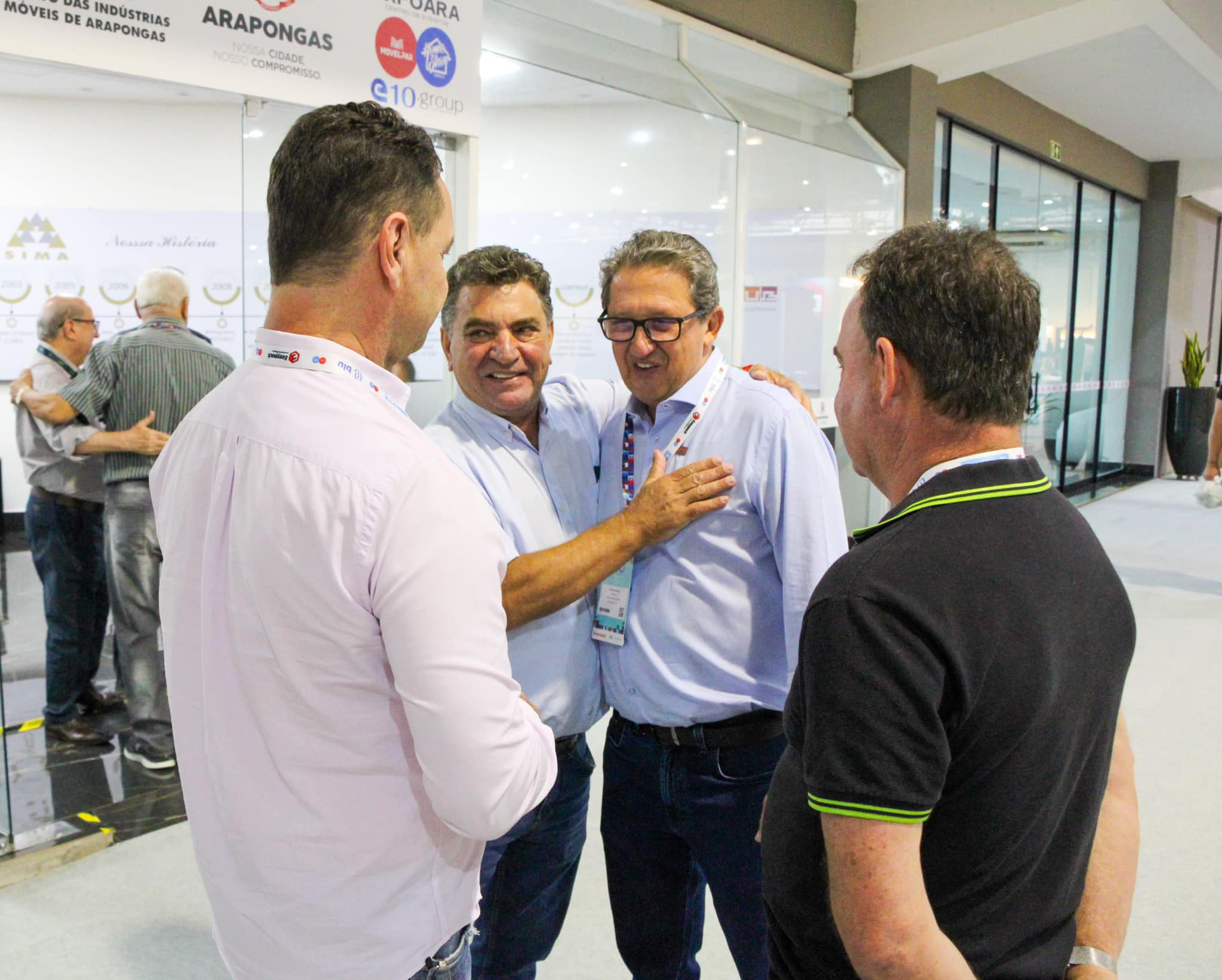 Movelpar movimenta Arapongas com novas tendências do setor; veja fotos