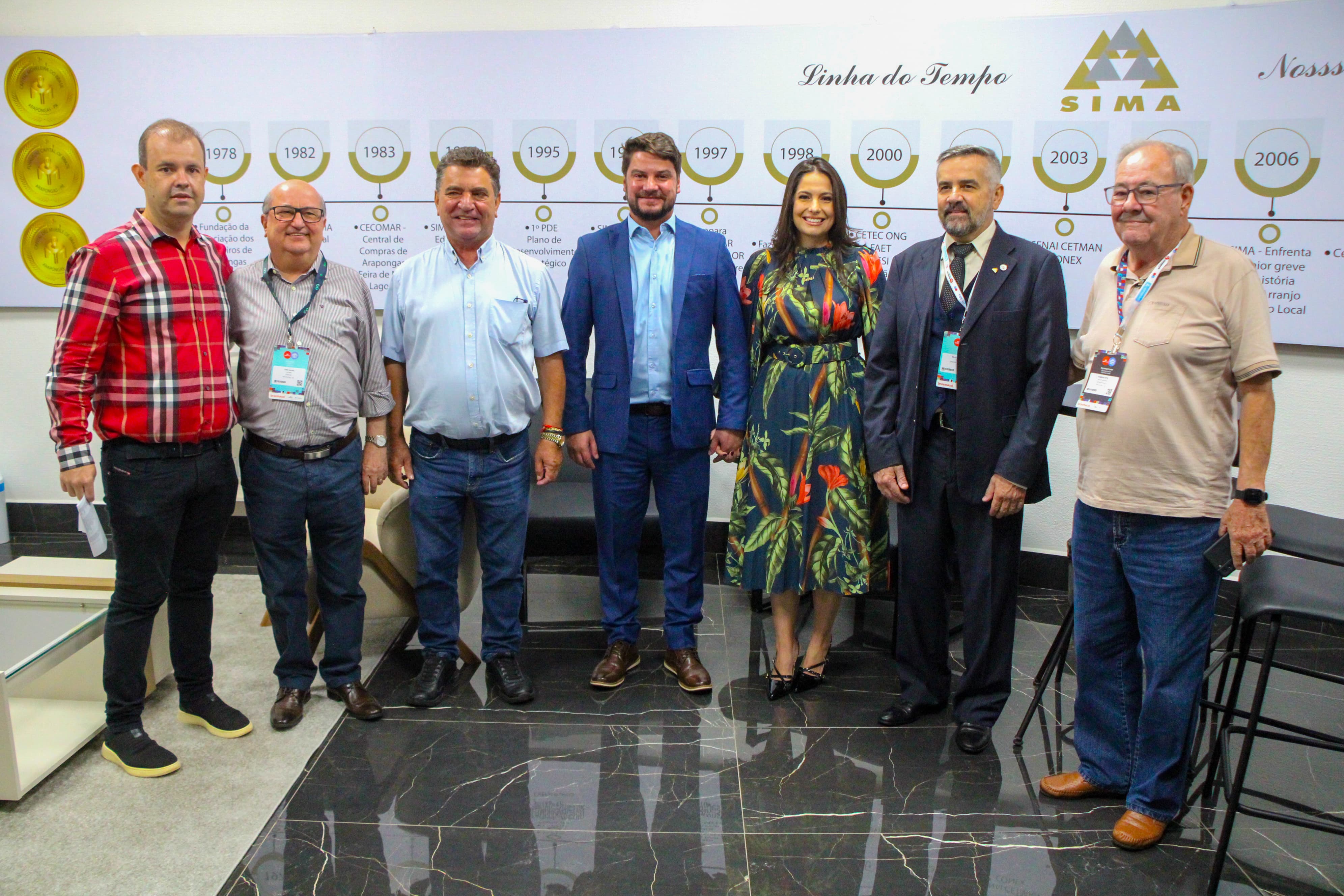 Movelpar movimenta Arapongas com novas tendências do setor; veja fotos