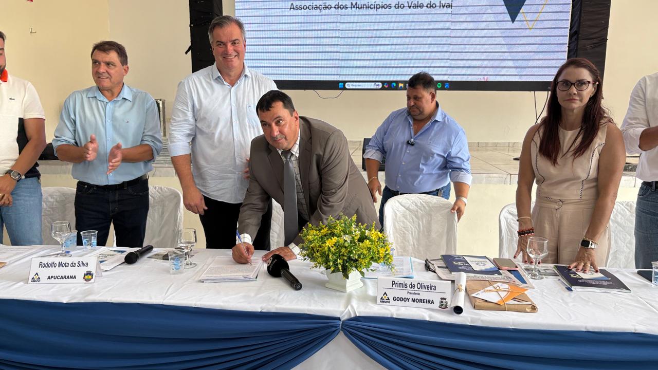 Primis assume presidência da Amuvi e defende união de prefeitos