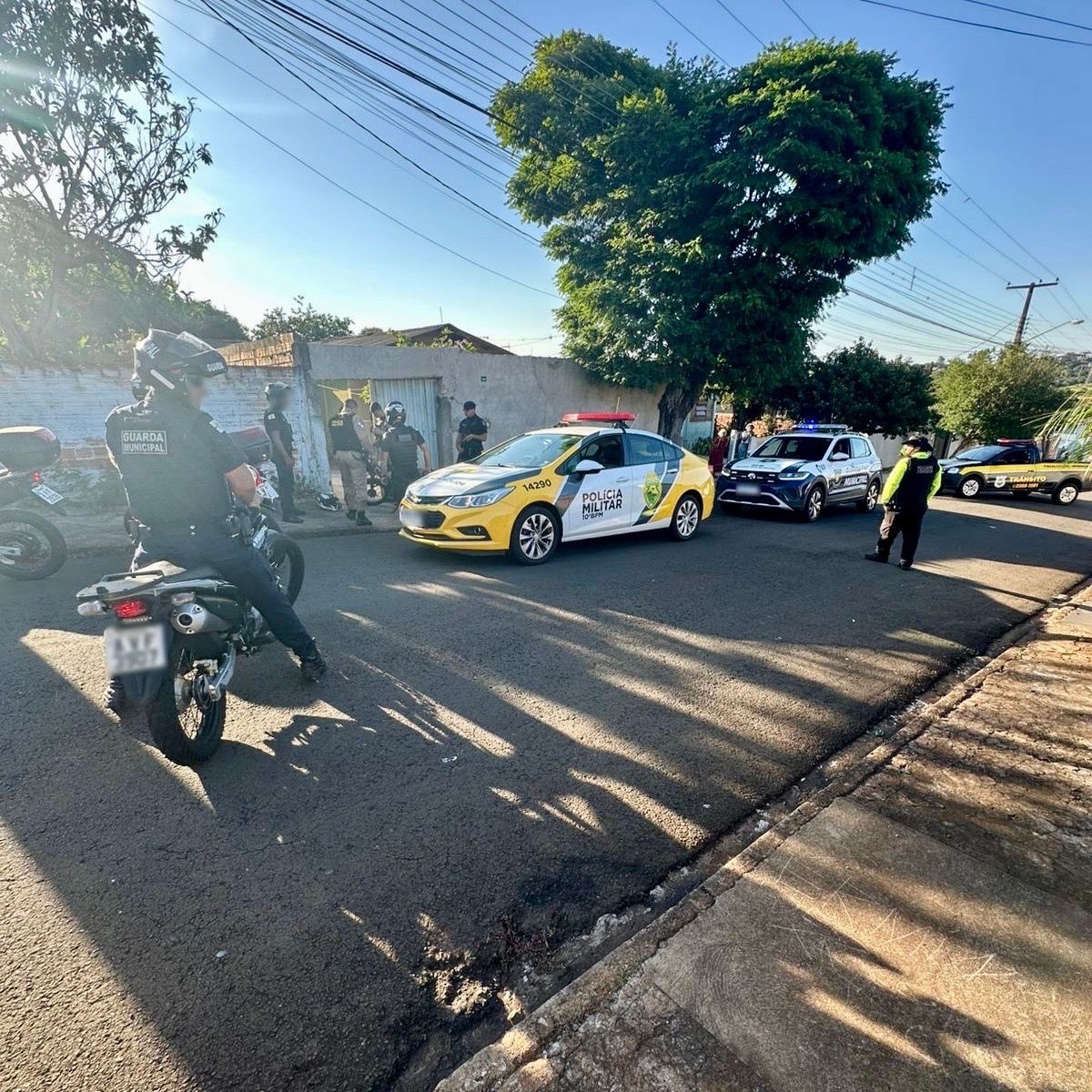 Operação integrada apreende 2 motos e menor com maconha em Apucarana