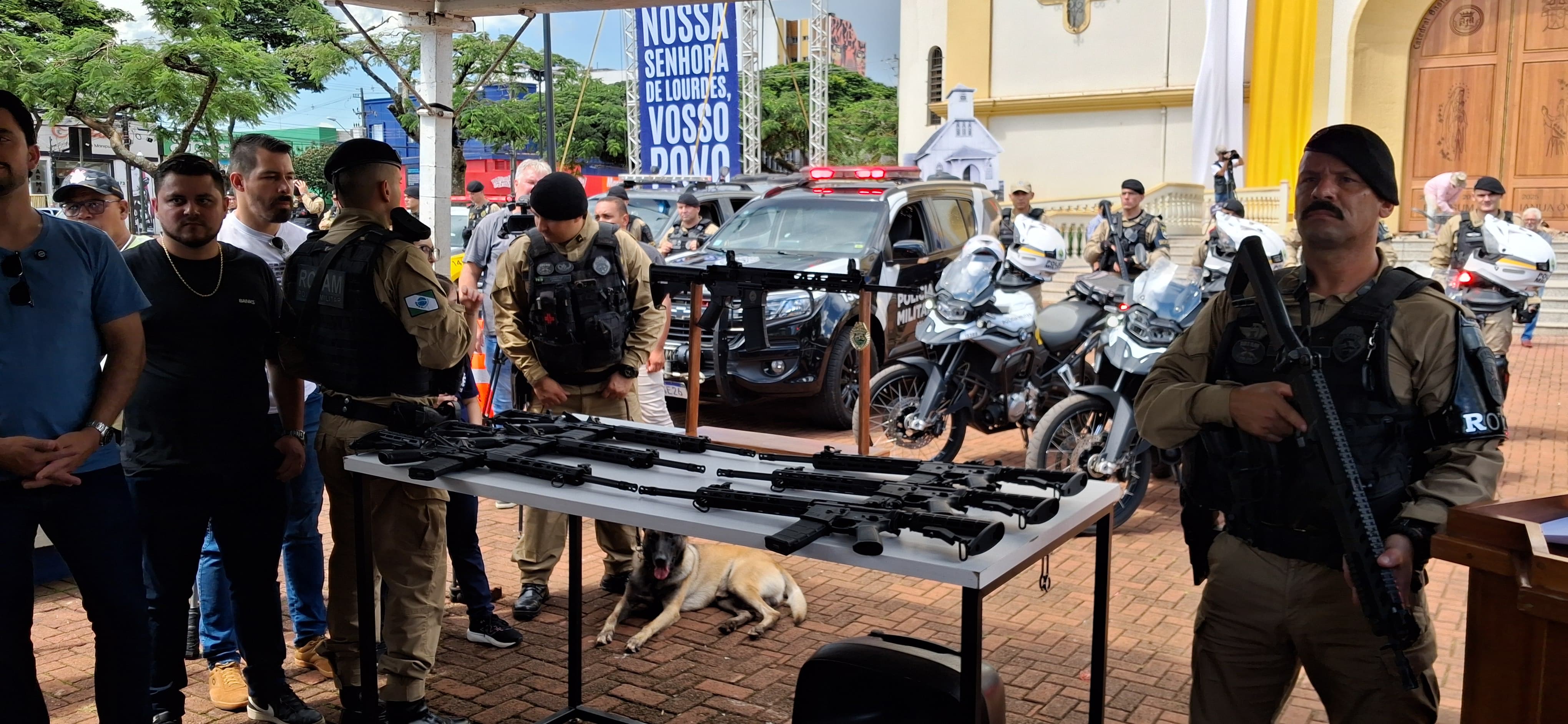 PM de Apucarana recebe 7 fuzis importados dos EUA doados pelo Conseg