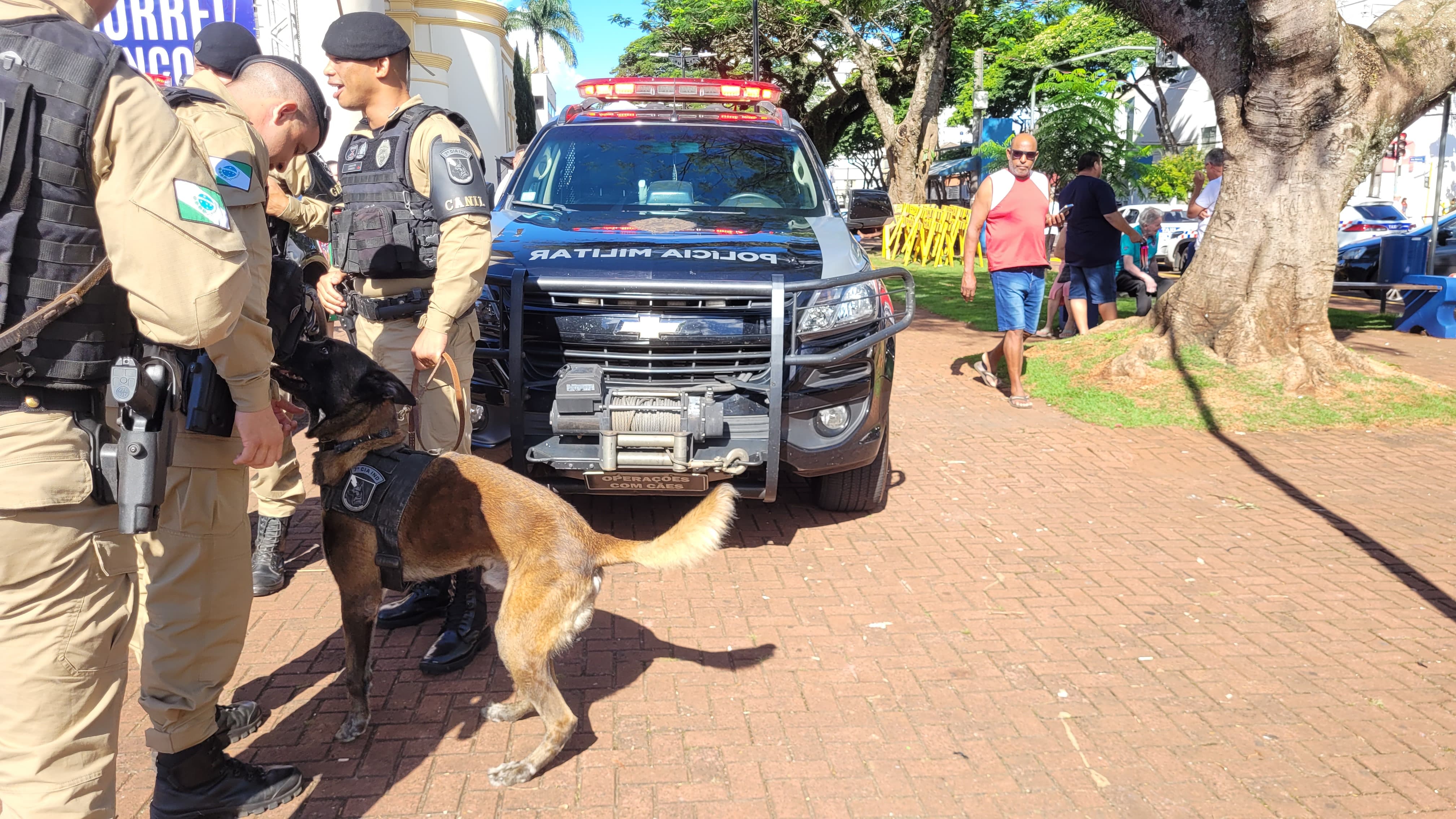 PM lança "Operação Saturação" com apoio de helicóptero em Apucarana