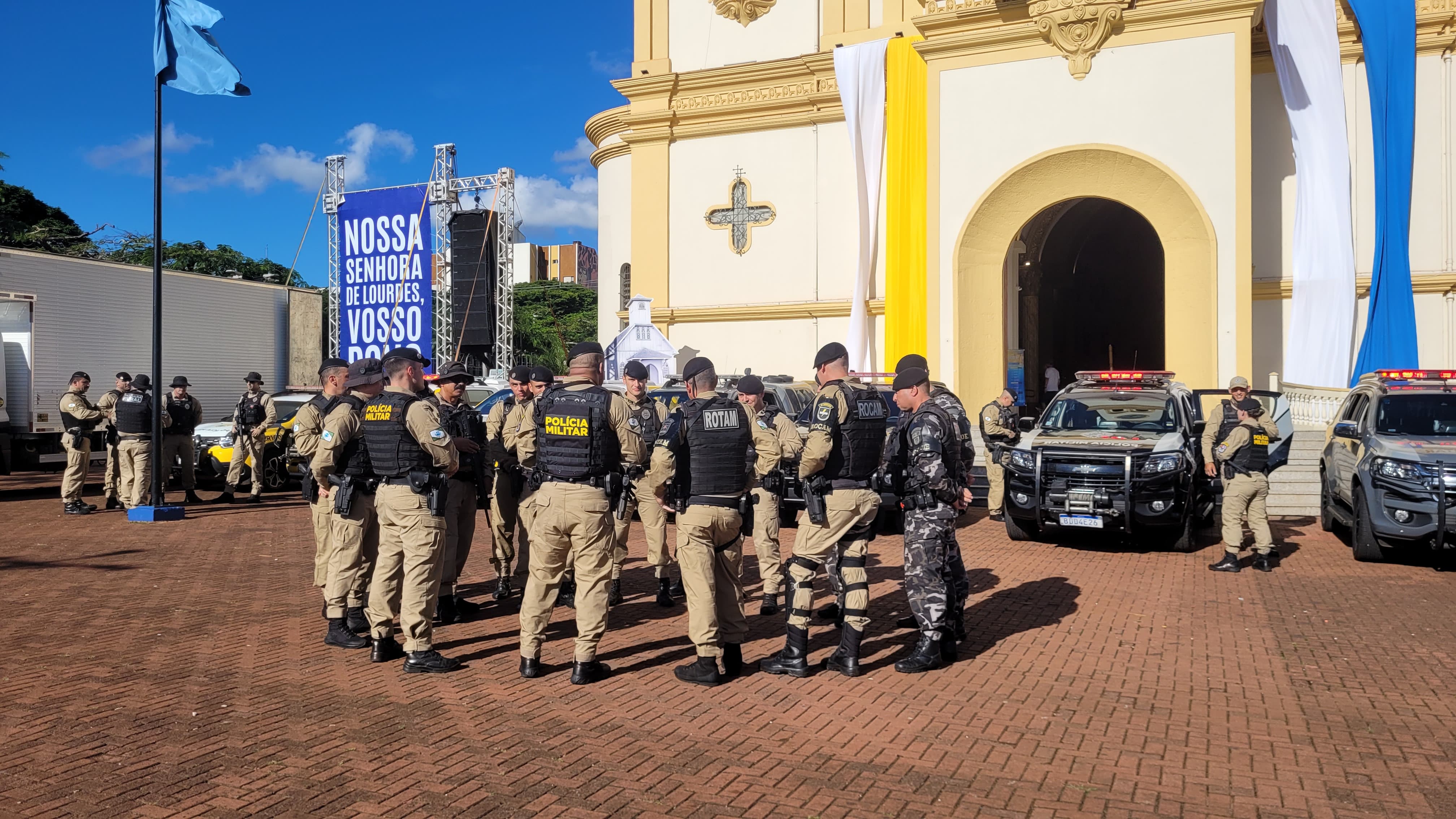PM lança "Operação Saturação" com apoio de helicóptero em Apucarana