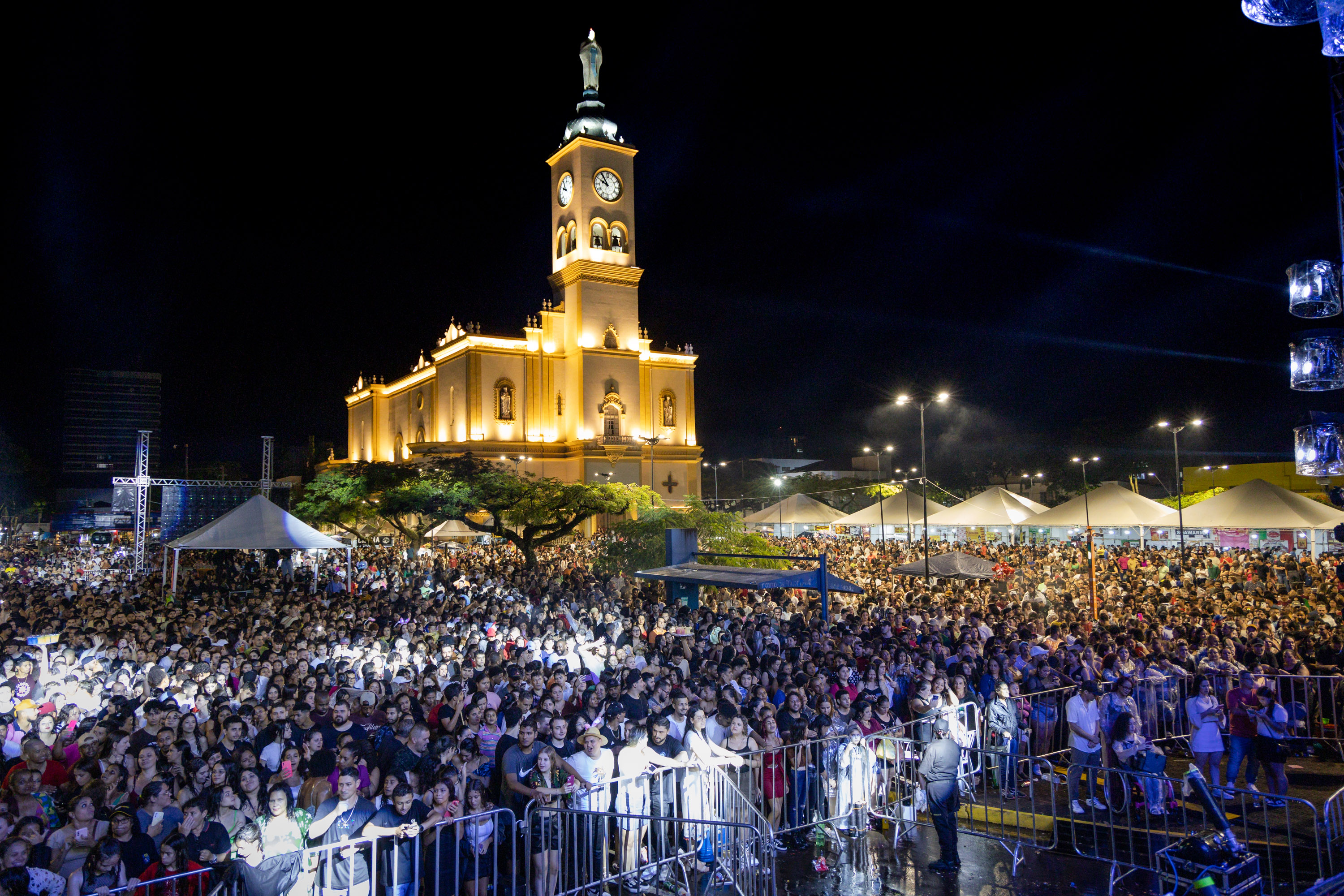 Shows lotados na Praça Rui Barbosa
