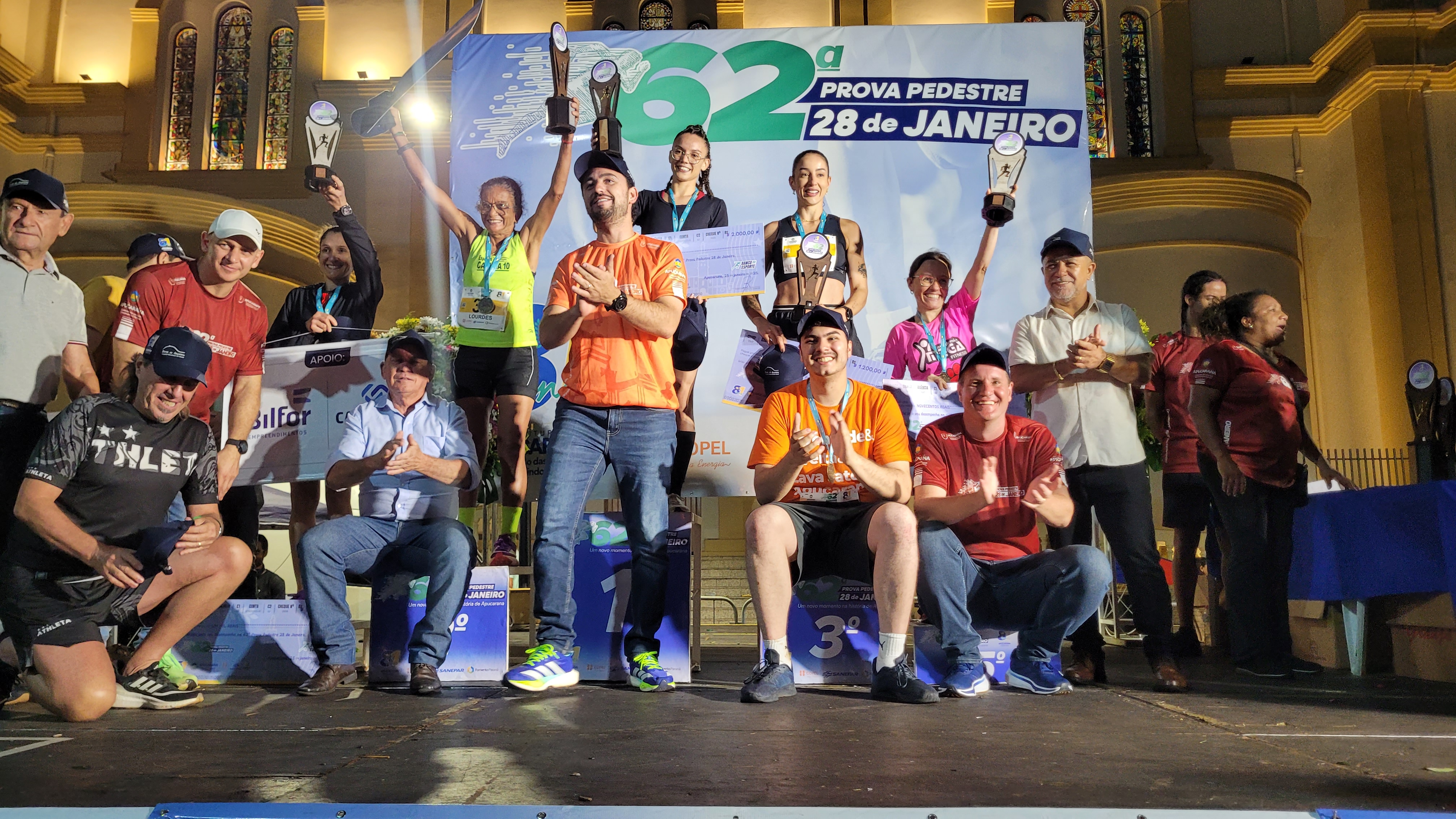 Tanzaniano Joseph Panga vence 10 km da Prova 28; fotos dos campeões