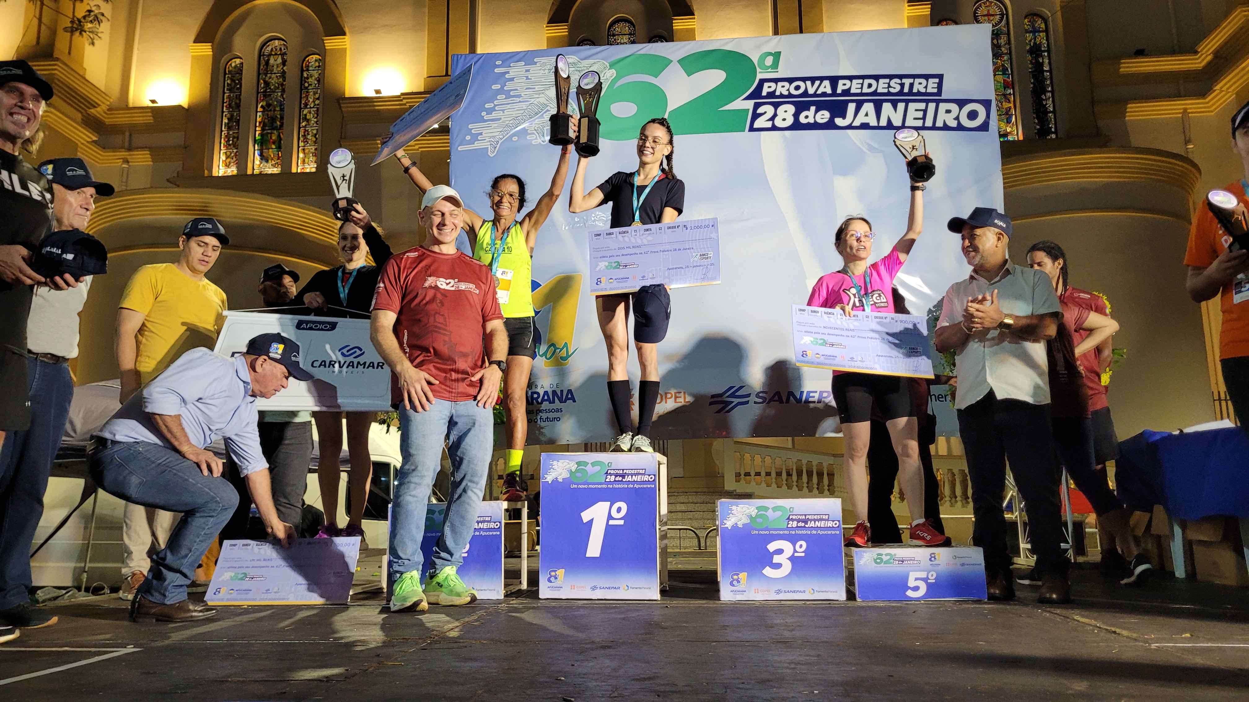 Tanzaniano Joseph Panga vence 10 km da Prova 28; fotos dos campeões
