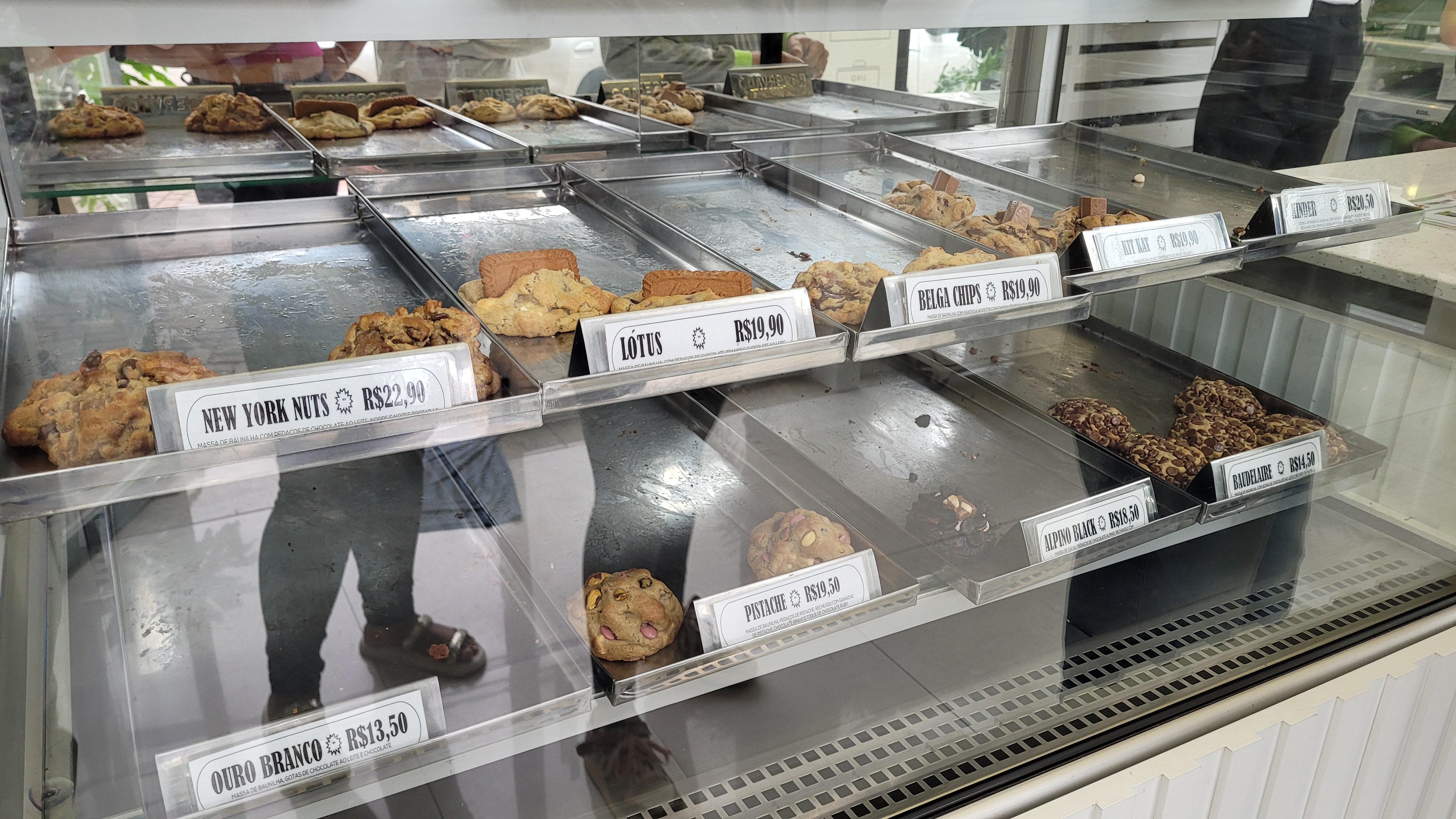 Venda de cookies na faculdade virou negócio de sucesso em Apucarana