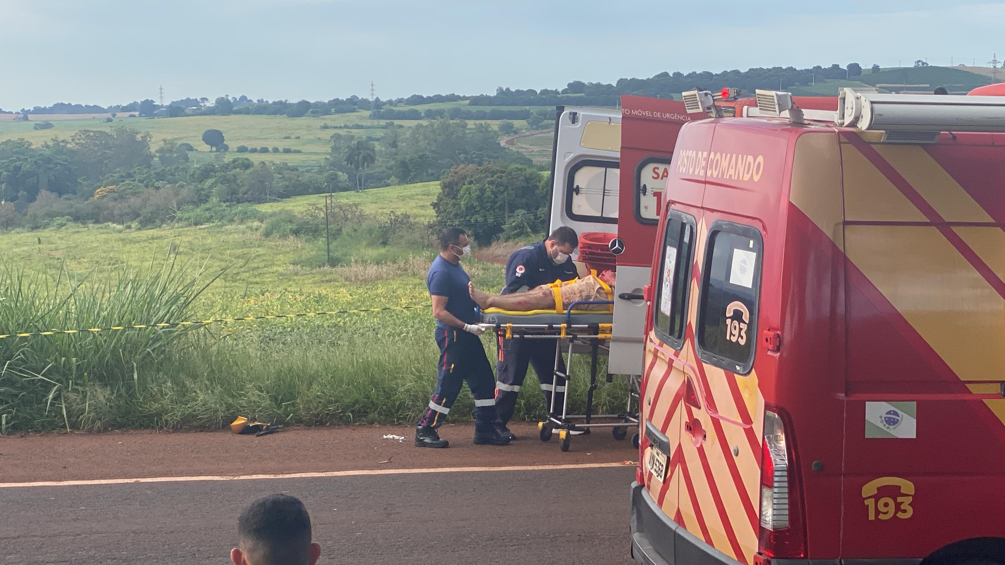Acidente deixa dois motociclistas feridos na BR-369 em Apucarana