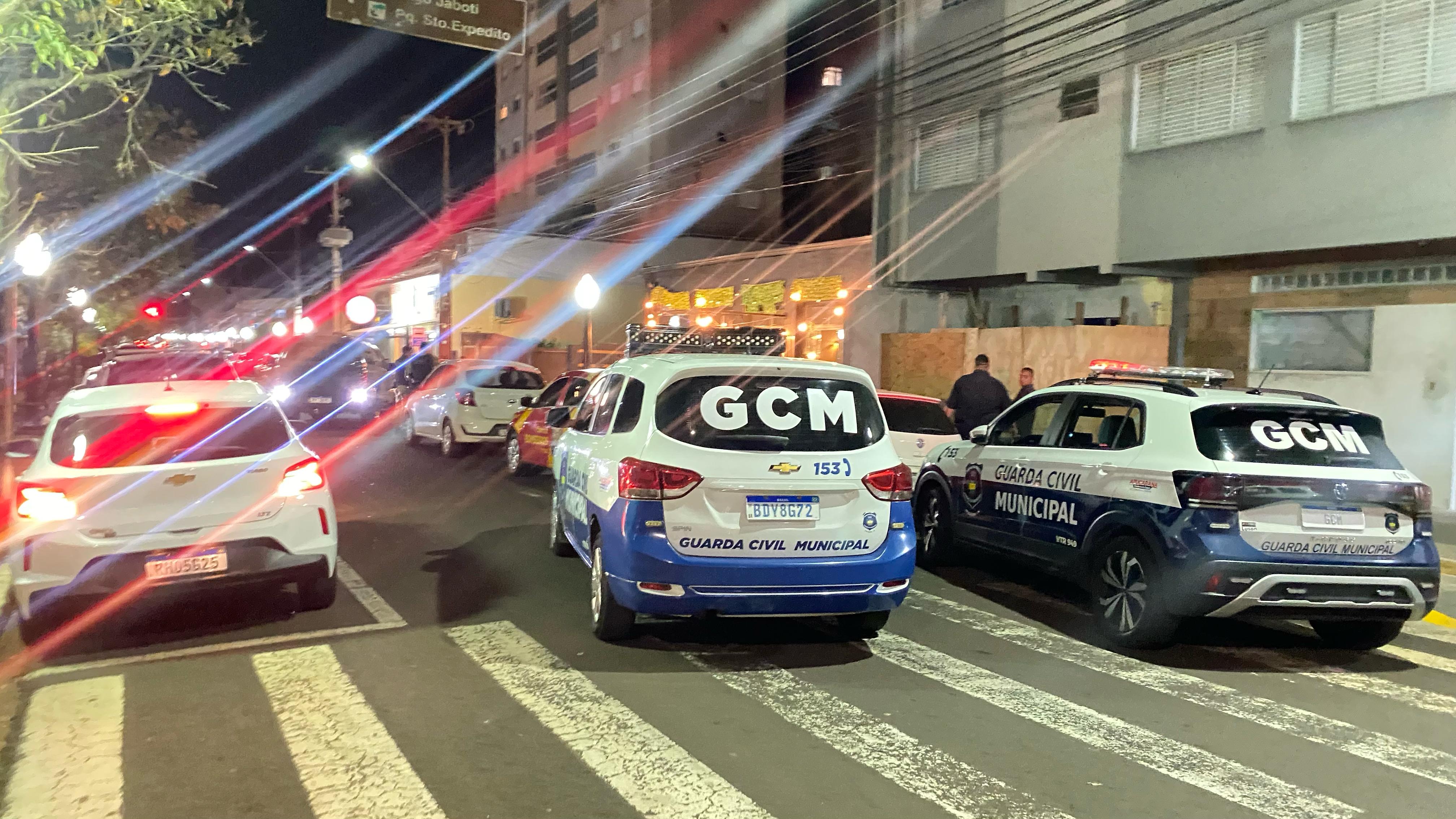 Bar famoso é fechado em Apucarana pelo Ministério Público e prefeitura