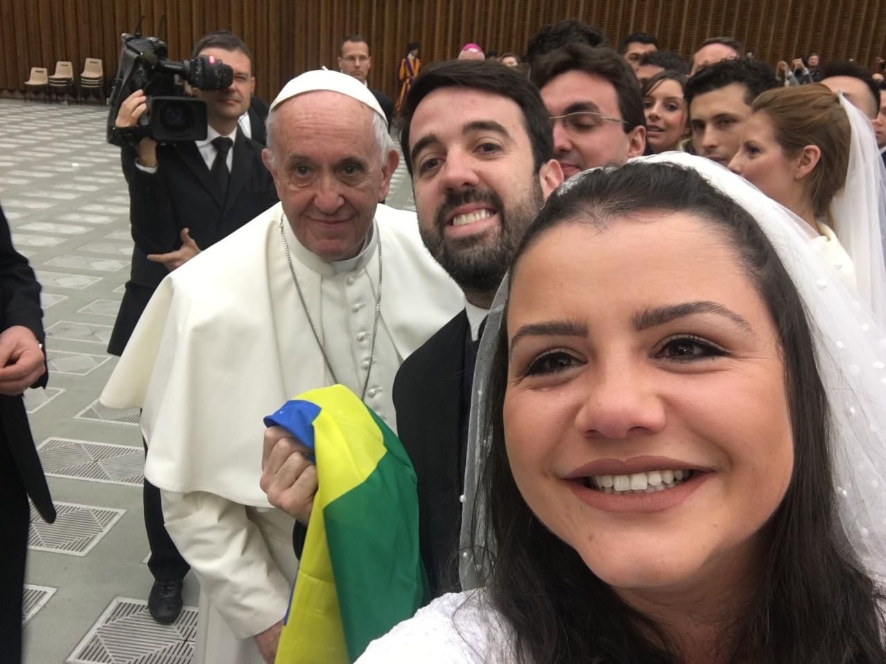 Psicóloga natural de Arapongas lembra bênção do papa: "Emoção"
