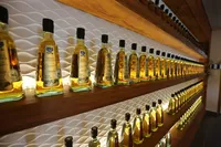 FEITO NO PARANA - Cachaça Companheira Melhor Cachaça Extra Premium do Brasil. Eleita pelo IV Ranking da Cúpula da Cachaça. Considerada a Cachaça do ano de 2020 por atingir a maior pontuação entre todas as 50 finalistas do Ranking.
Jandaia do Sul - 06/10/2020 - Foto: Geraldo Bubniak/AEN