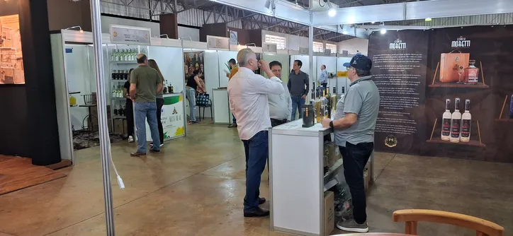 4º Festival da Cachaça é aberto oficialmente em Jandaia do Sul