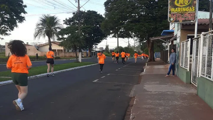 Corrida de rua em Jardim Alegre alerta contra abuso infantil