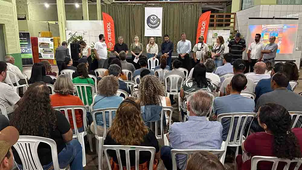 Agricultores familiares da região de Ivaiporã ganham cooperativa