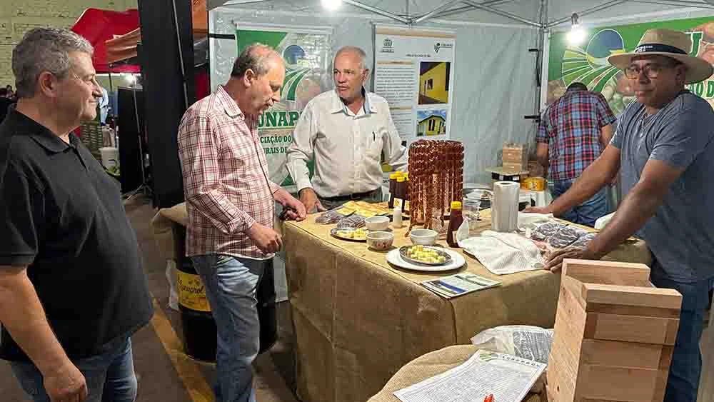 Agricultores familiares da região de Ivaiporã ganham cooperativa