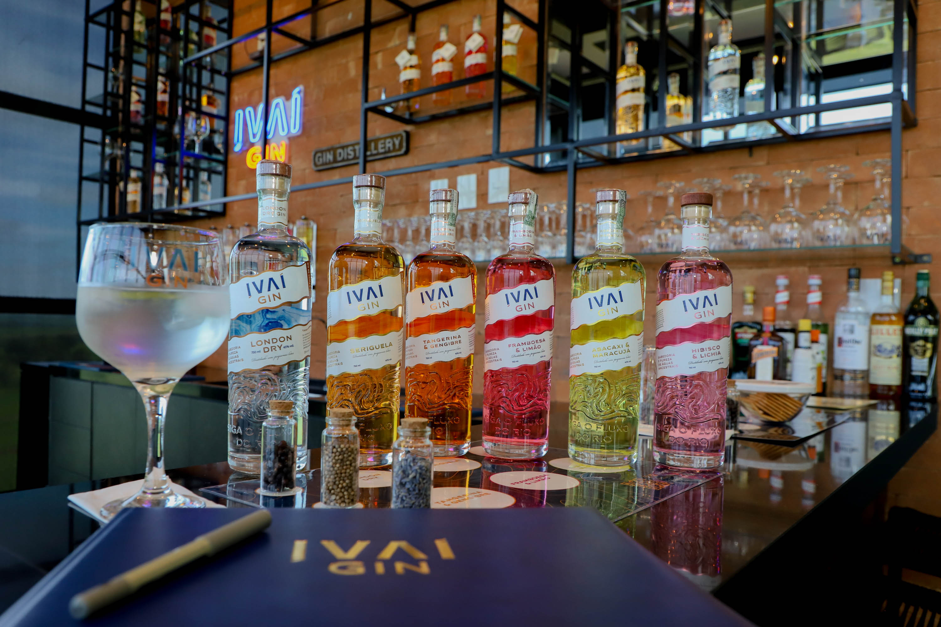 Destilaria de Gin Ivaí- São João do Ivaí. Fotos:Ari Dias/AEN