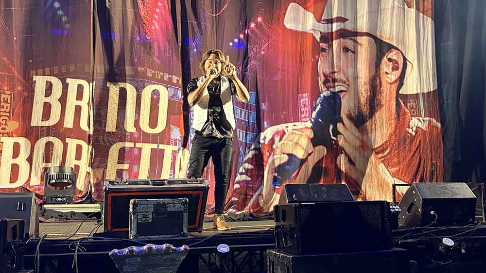 Festa do aniversário de Jardim Alegre atrai multidão