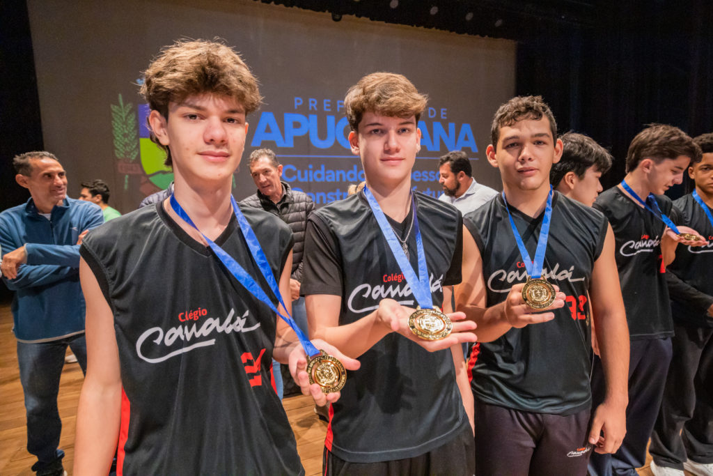 Os vencedores da disputa da fase municipal dos 71º Jogos Escolares do Paraná (JEPs) receberam a premiação nesta sexta-feira (25)