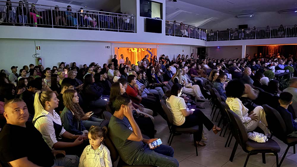 1º Festival de Dança movimenta Ivaiporã e lota Centro Cultural; veja